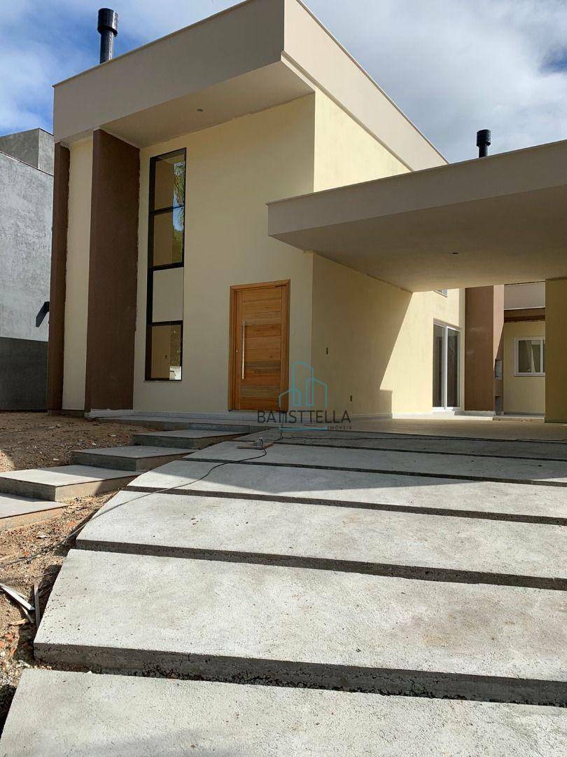 Casa à venda com 3 quartos, 178m² - Foto 3