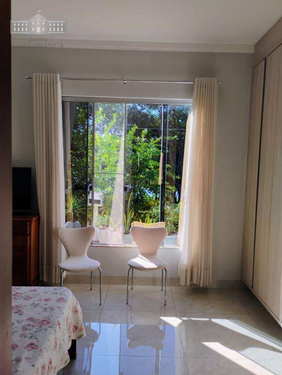 Chácara à venda com 4 quartos, 339m² - Foto 22