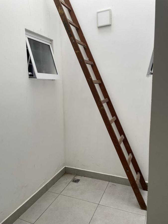 Casa à venda com 3 quartos, 350m² - Foto 14