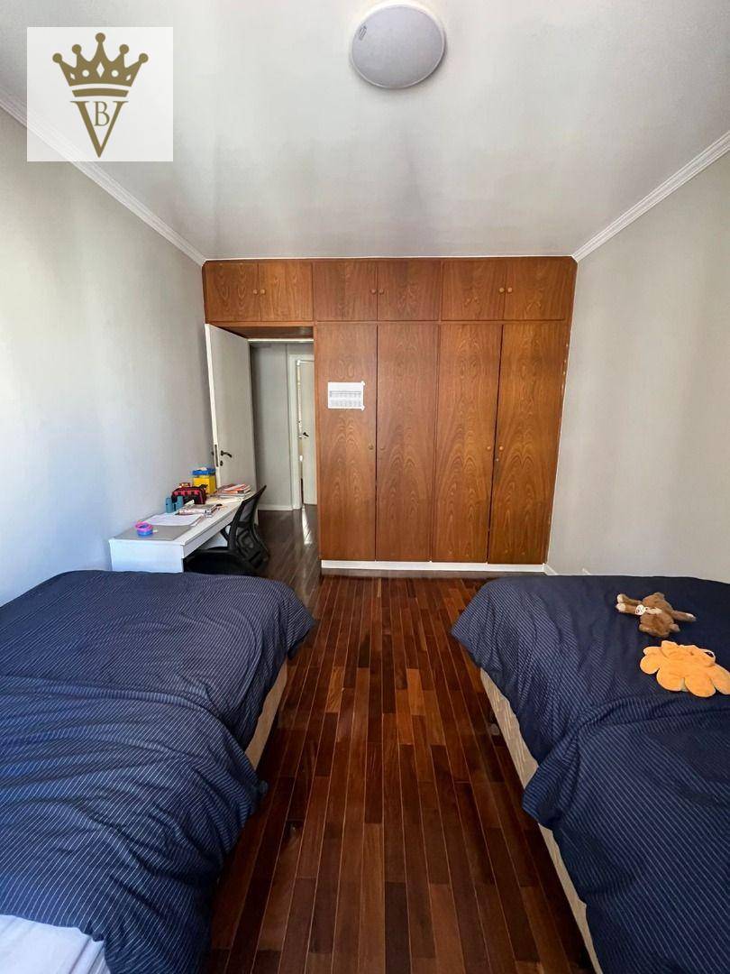 Apartamento à venda com 4 quartos, 200m² - Foto 9