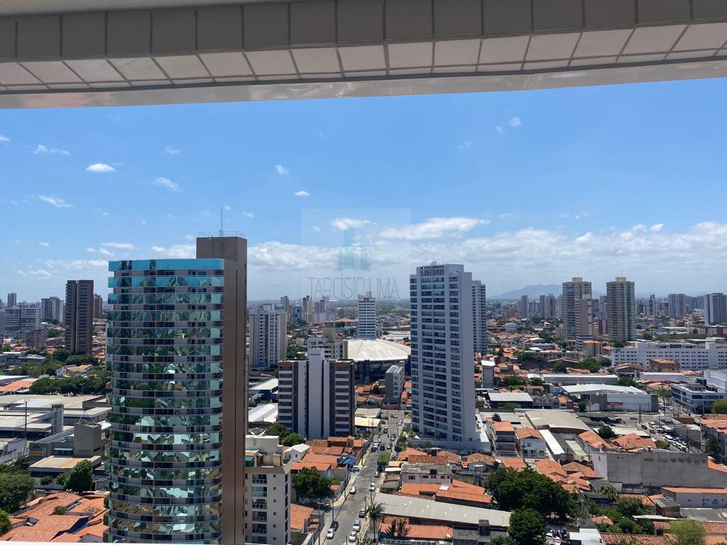 Apartamento à venda com 2 quartos, 67m² - Foto 1