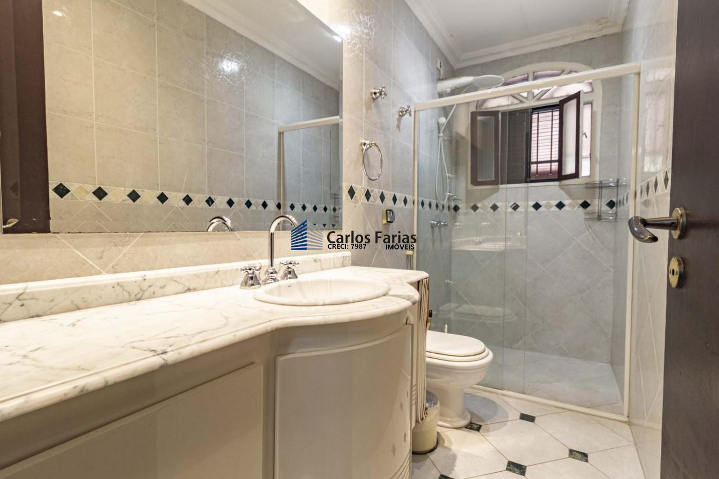 Casa à venda com 6 quartos, 450m² - Foto 27