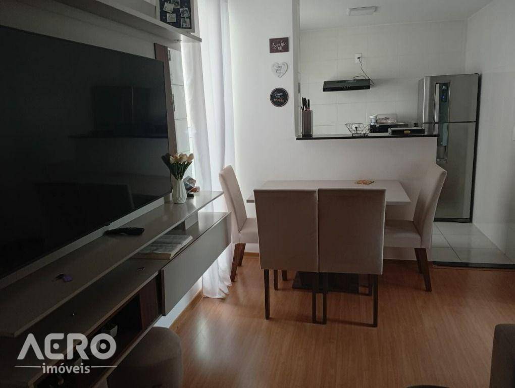 Apartamento à venda com 2 quartos, 42m² - Foto 1
