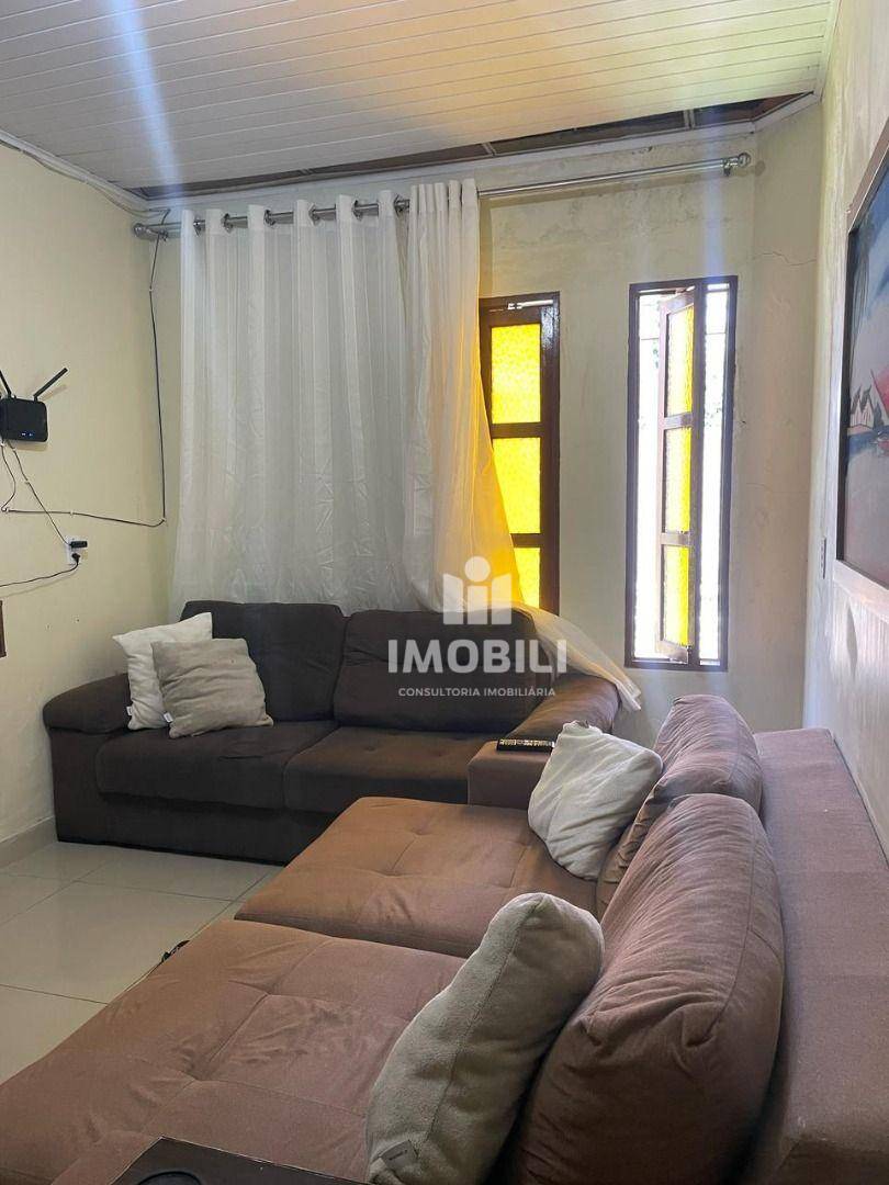 Casa à venda com 2 quartos, 90m² - Foto 6