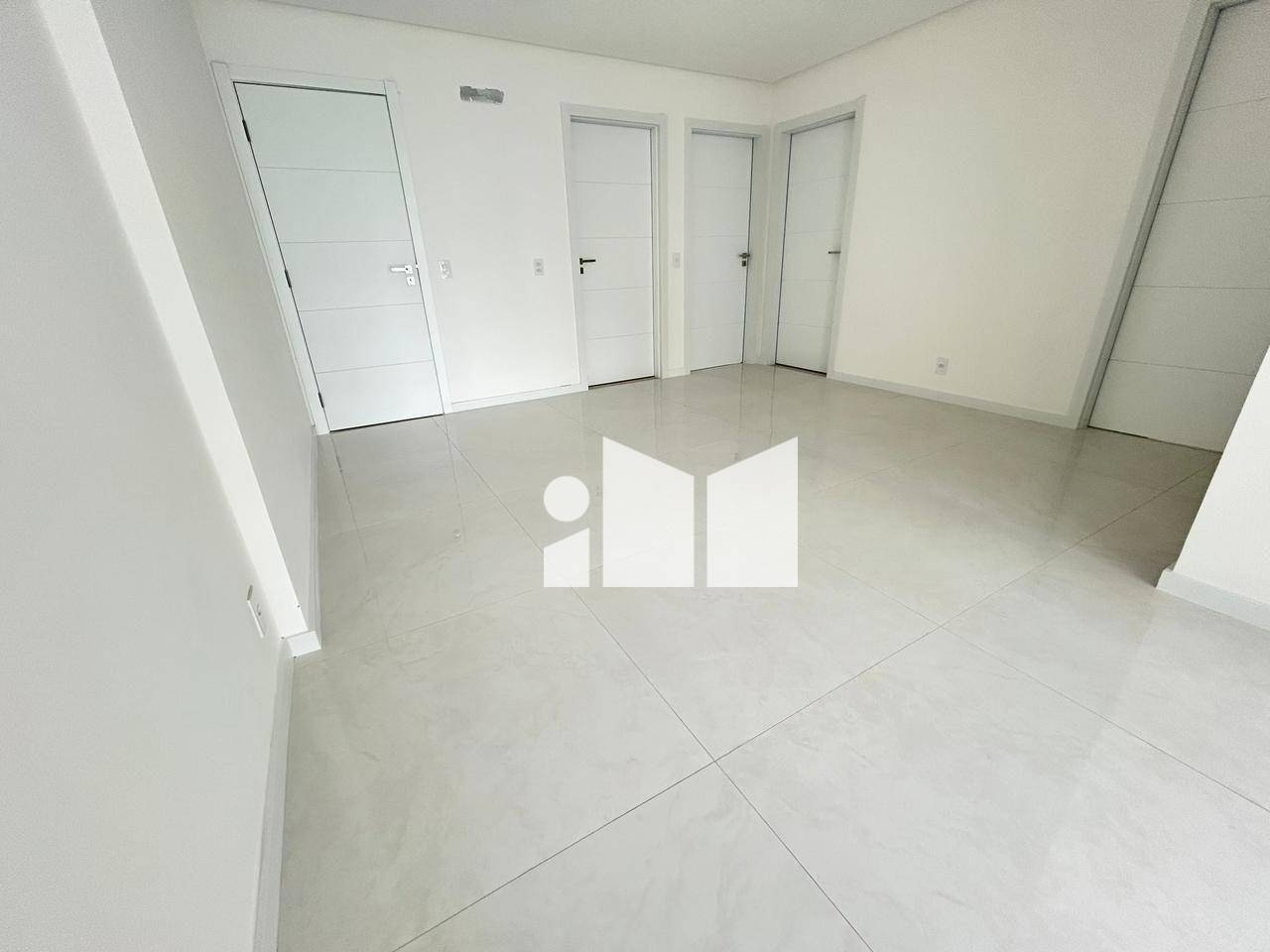 Apartamento à venda com 3 quartos, 90m² - Foto 3