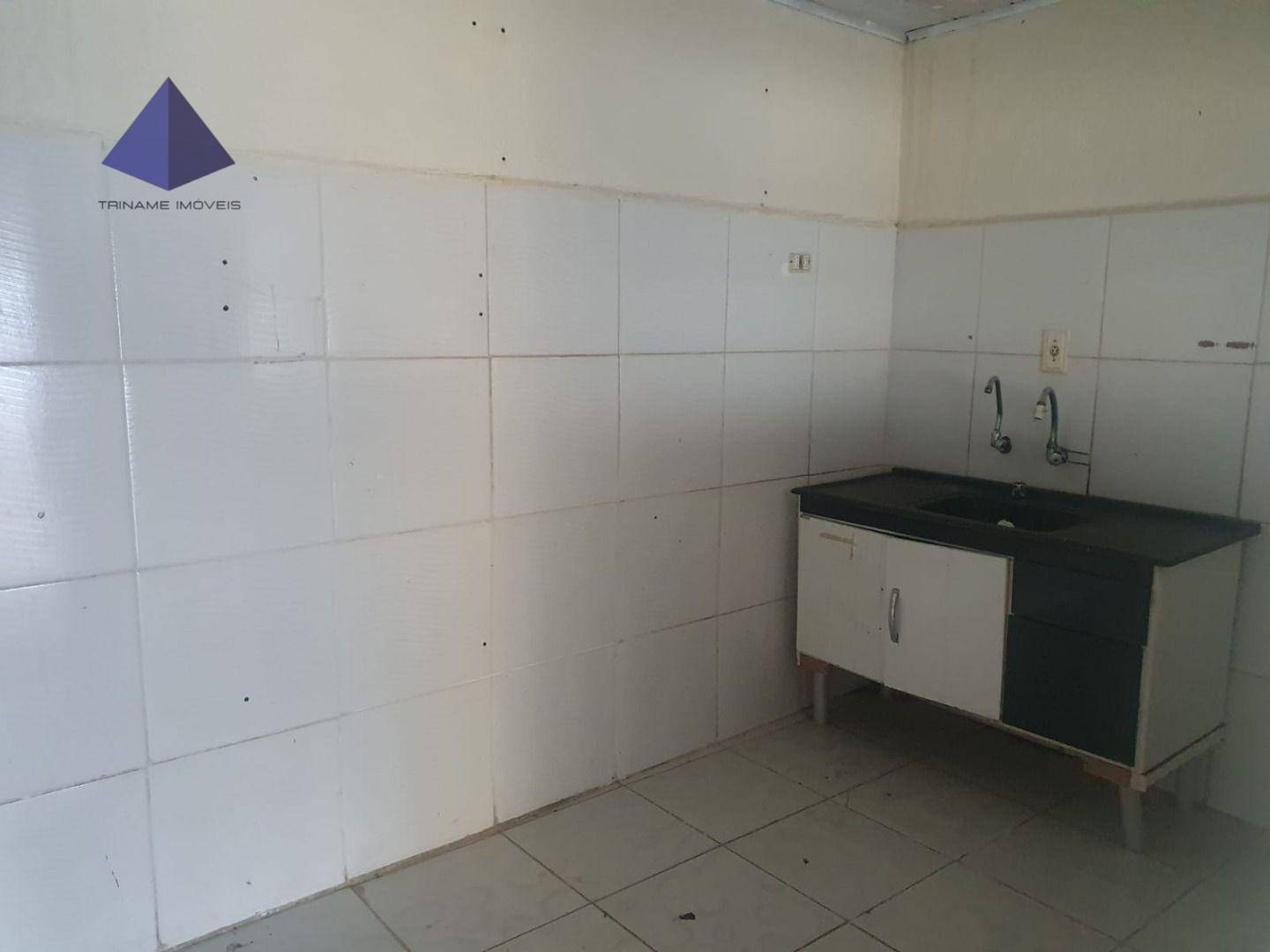 Casa à venda com 1 quarto, 77M2 - Foto 3