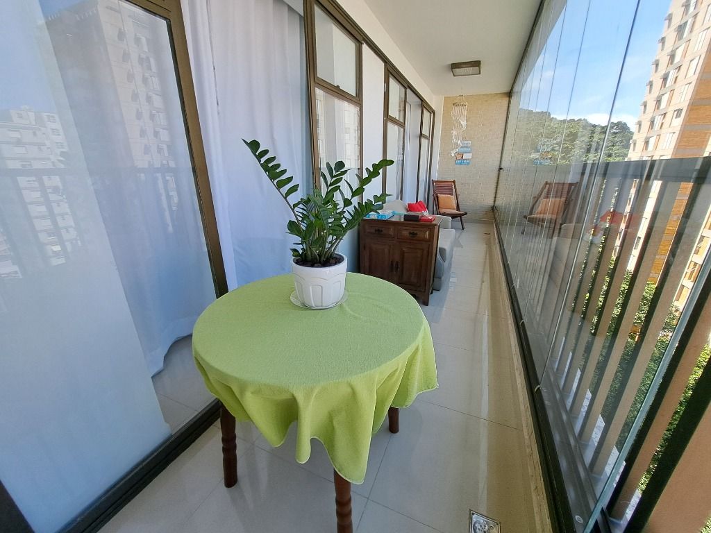 Apartamento à venda com 5 quartos, 230m² - Foto 11