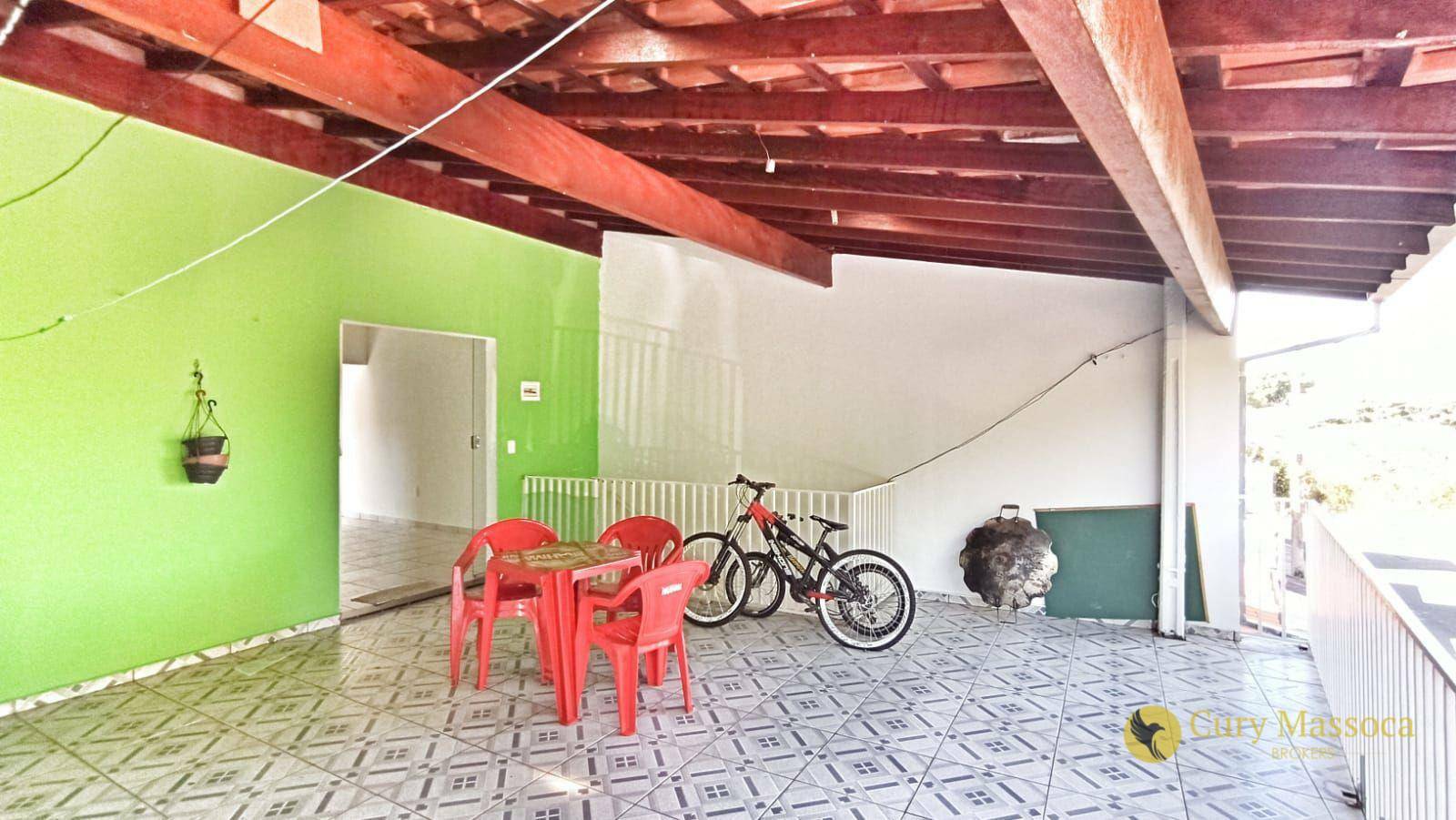 Casa para alugar com 2 quartos, 120m² - Foto 4