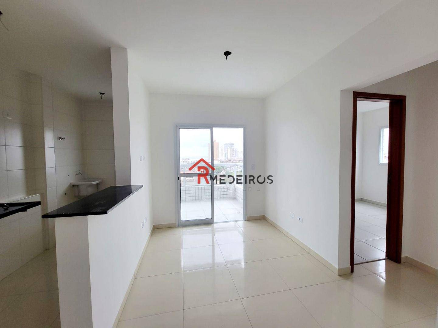 Apartamento à venda com 1 quarto, 42m² - Foto 2