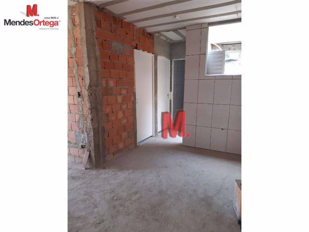 Casa à venda com 2 quartos, 300m² - Foto 32