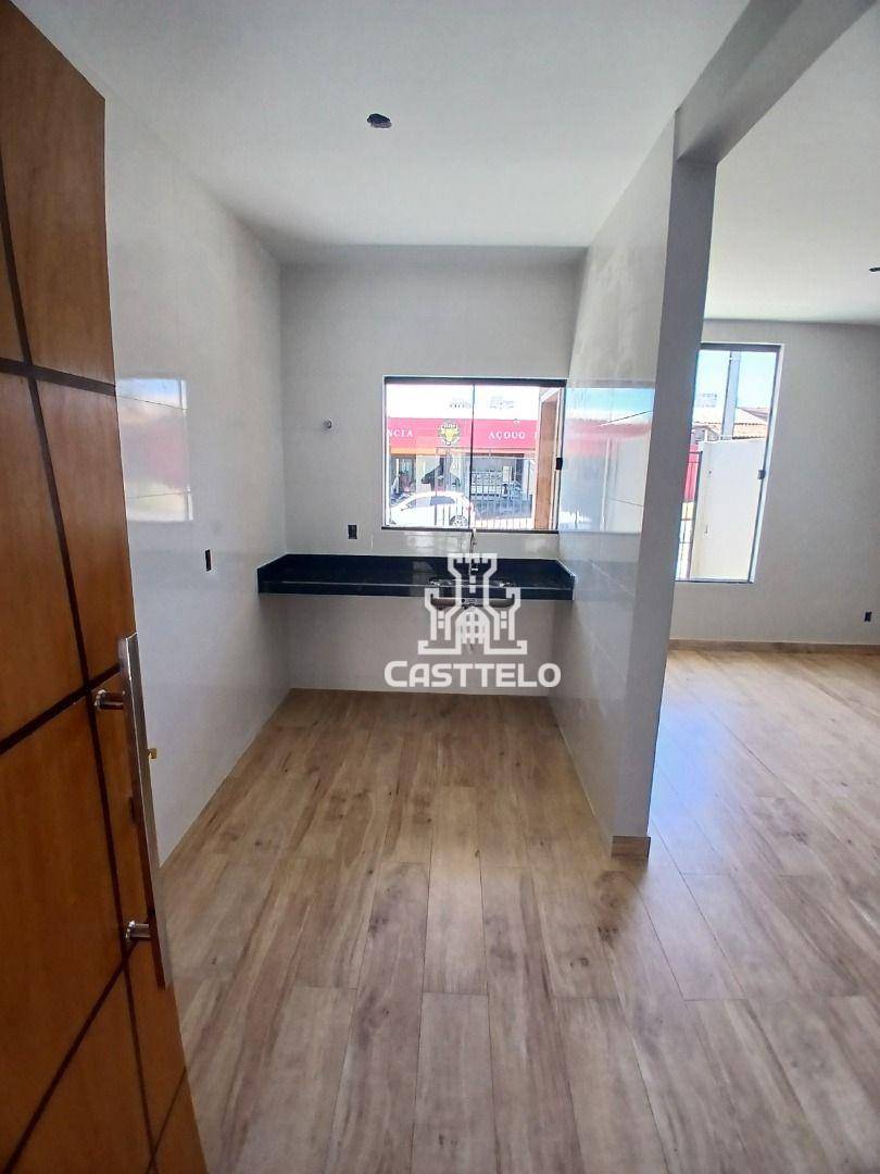 Casa à venda com 2 quartos, 61m² - Foto 7