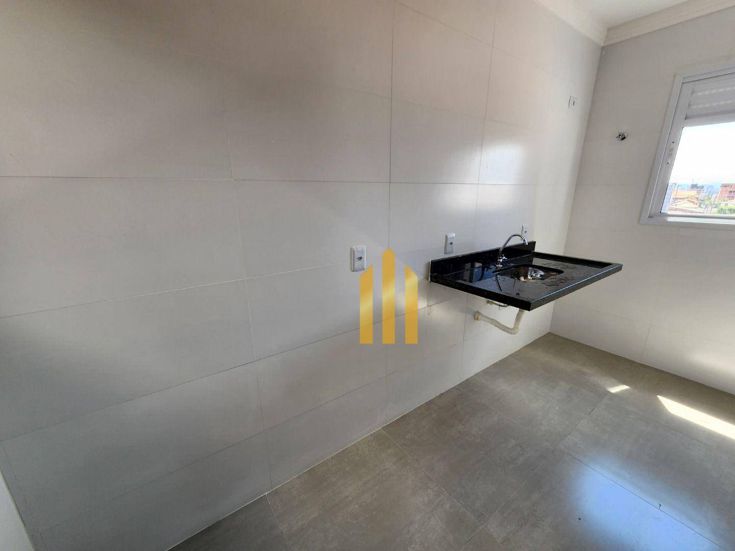 Apartamento à venda com 2 quartos, 37m² - Foto 2