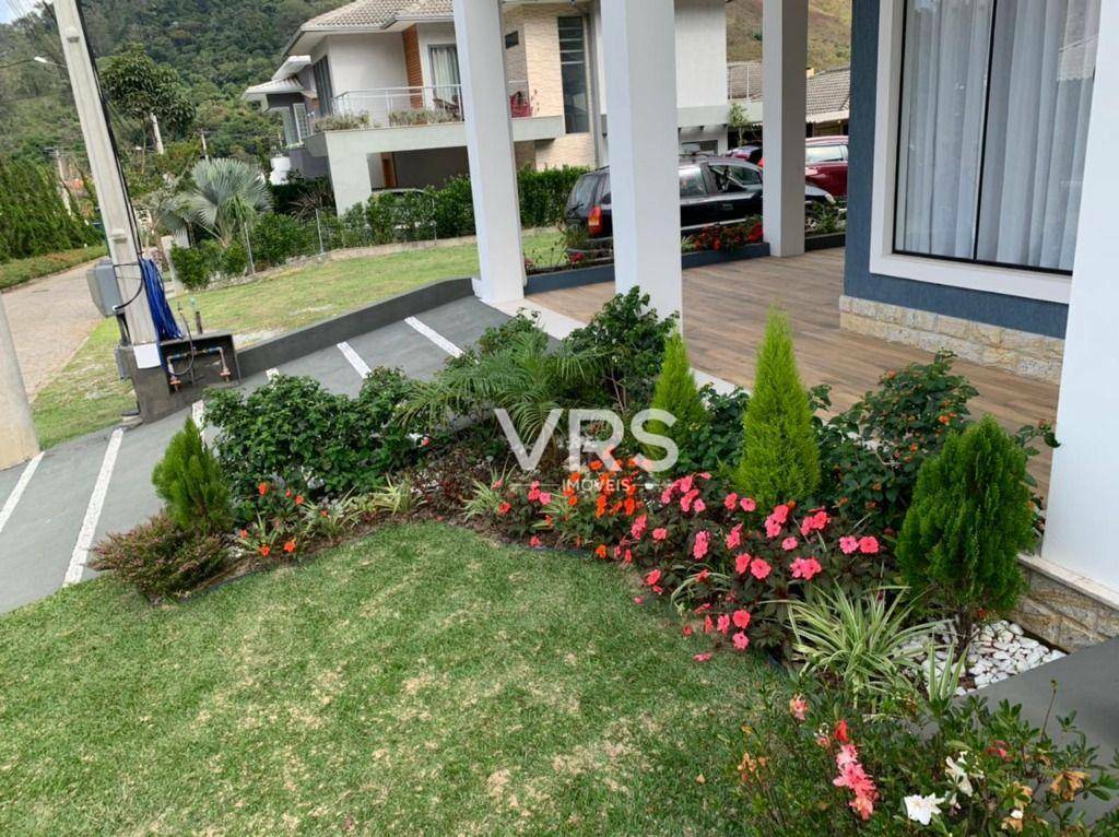 Casa de Condomínio à venda com 4 quartos, 390m² - Foto 3