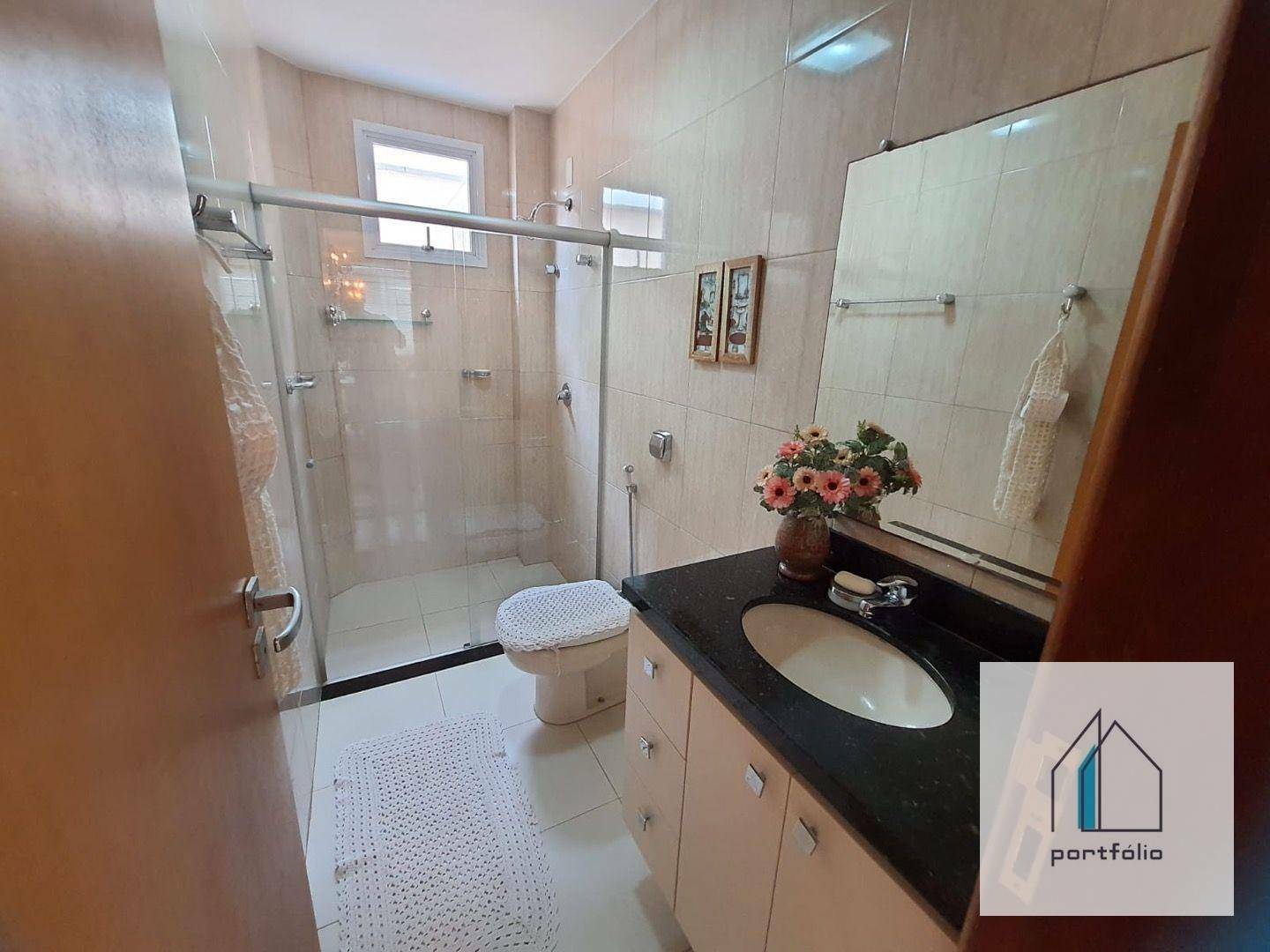 Casa à venda com 4 quartos, 270m² - Foto 28