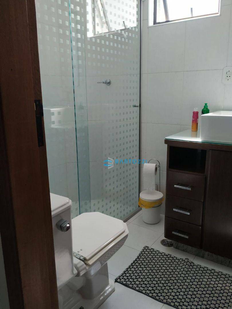 Apartamento à venda com 3 quartos, 104m² - Foto 23