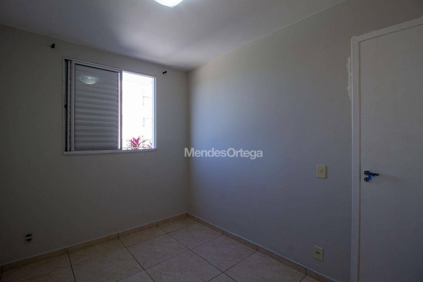 Apartamento à venda e aluguel com 2 quartos, 55m² - Foto 4