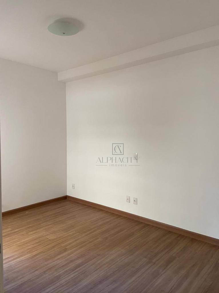 Apartamento à venda com 3 quartos, 235m² - Foto 21