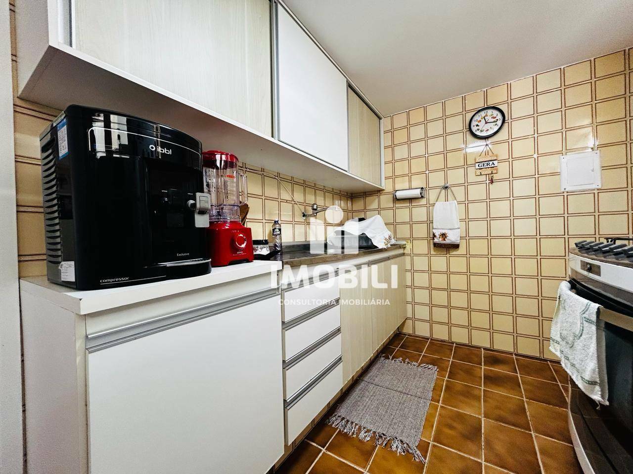 Apartamento à venda com 3 quartos, 106m² - Foto 19