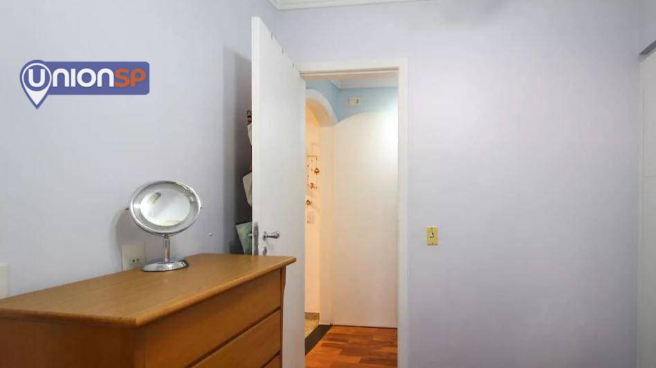 Apartamento à venda com 4 quartos, 133m² - Foto 18