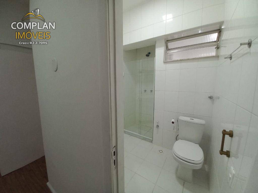 Apartamento à venda com 3 quartos, 123m² - Foto 11