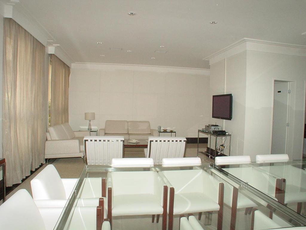 Apartamento à venda com 2 quartos, 73m² - Foto 4