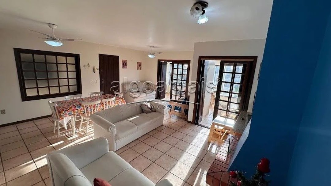 Apartamento à venda com 3 quartos, 130m² - Foto 1