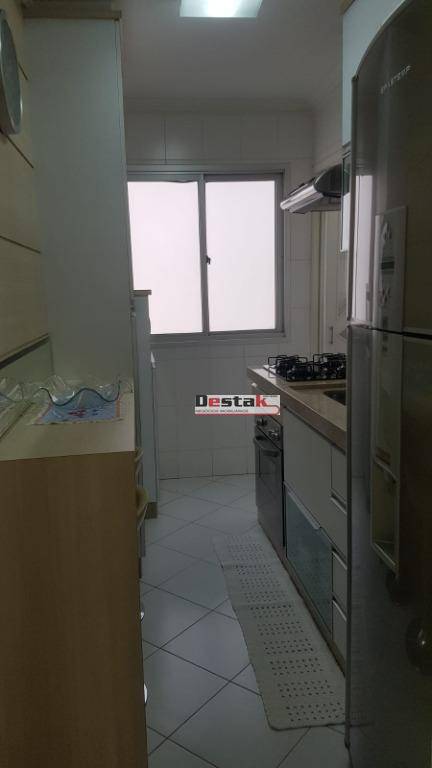 Apartamento à venda com 2 quartos, 50m² - Foto 24