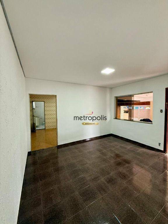 Sobrado à venda com 2 quartos, 189m² - Foto 2