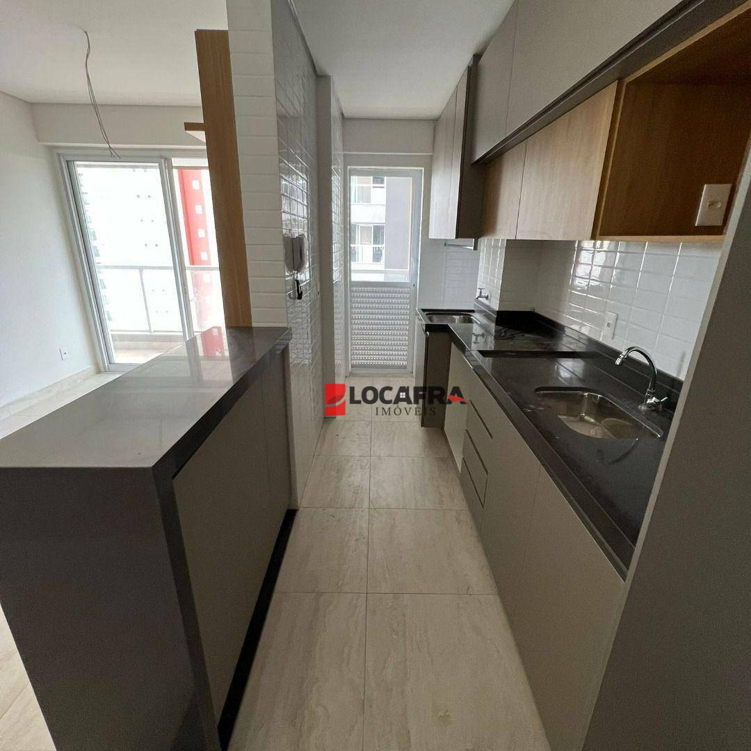 Apartamento à venda com 2 quartos, 78m² - Foto 6