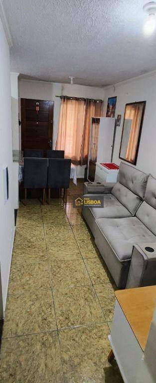 Apartamento à venda com 2 quartos, 40m² - Foto 13
