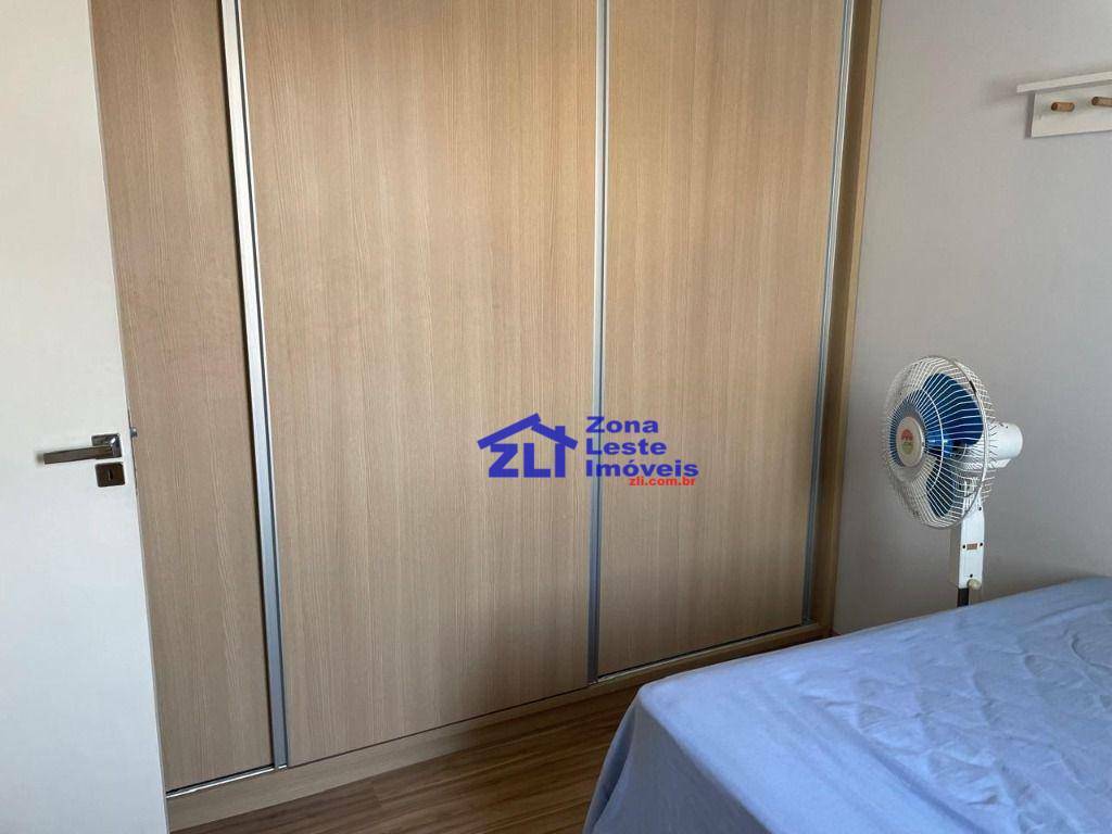 Apartamento à venda e aluguel com 3 quartos, 98m² - Foto 4