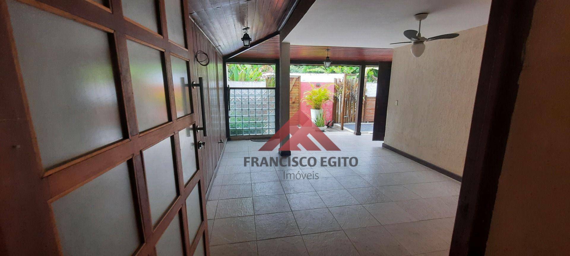 Casa à venda com 3 quartos, 360m² - Foto 17