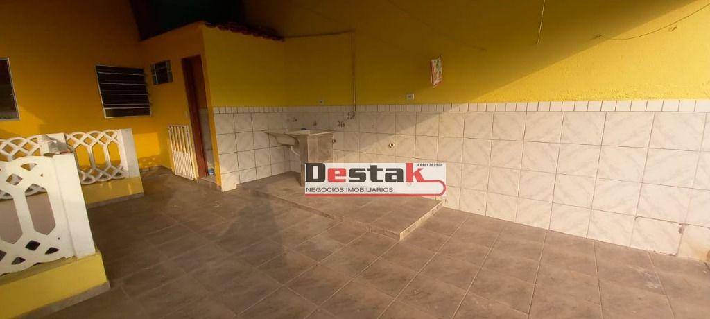 Sobrado à venda com 4 quartos, 180m² - Foto 52