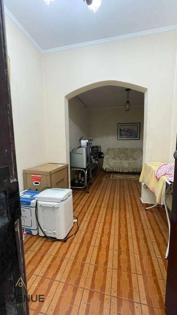 Sobrado à venda com 4 quartos, 300m² - Foto 14