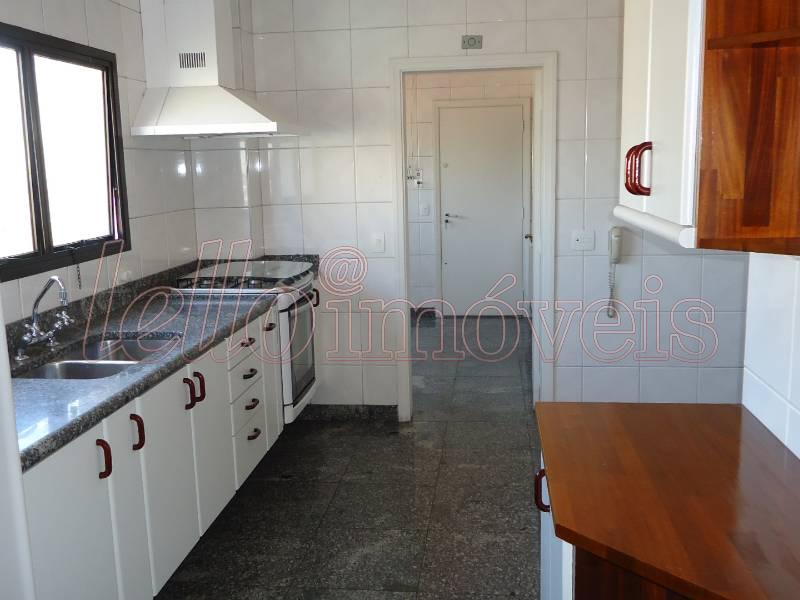 Apartamento para alugar com 3 quartos, 165m² - Foto 20