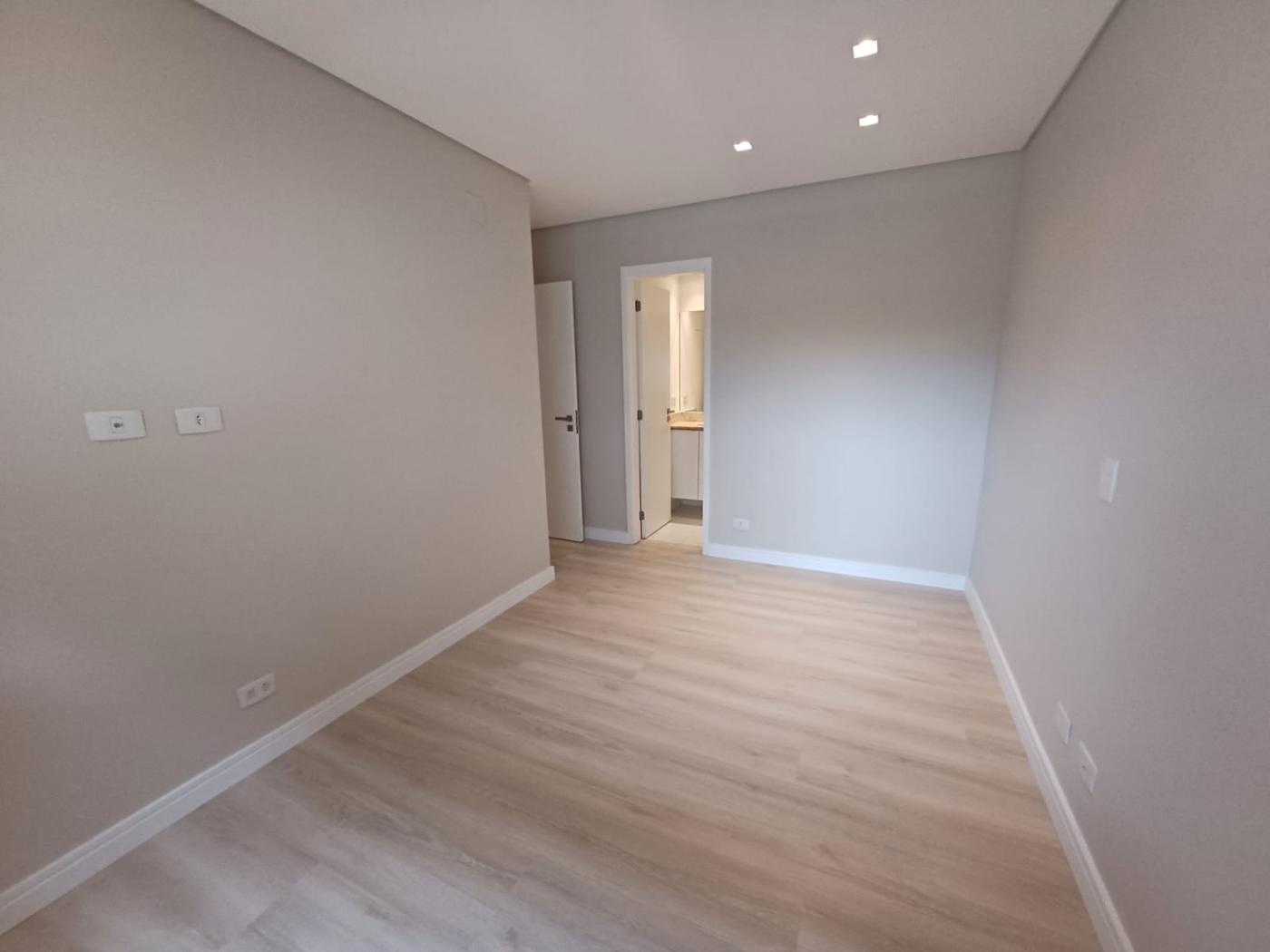 Apartamento à venda com 2 quartos, 62m² - Foto 30