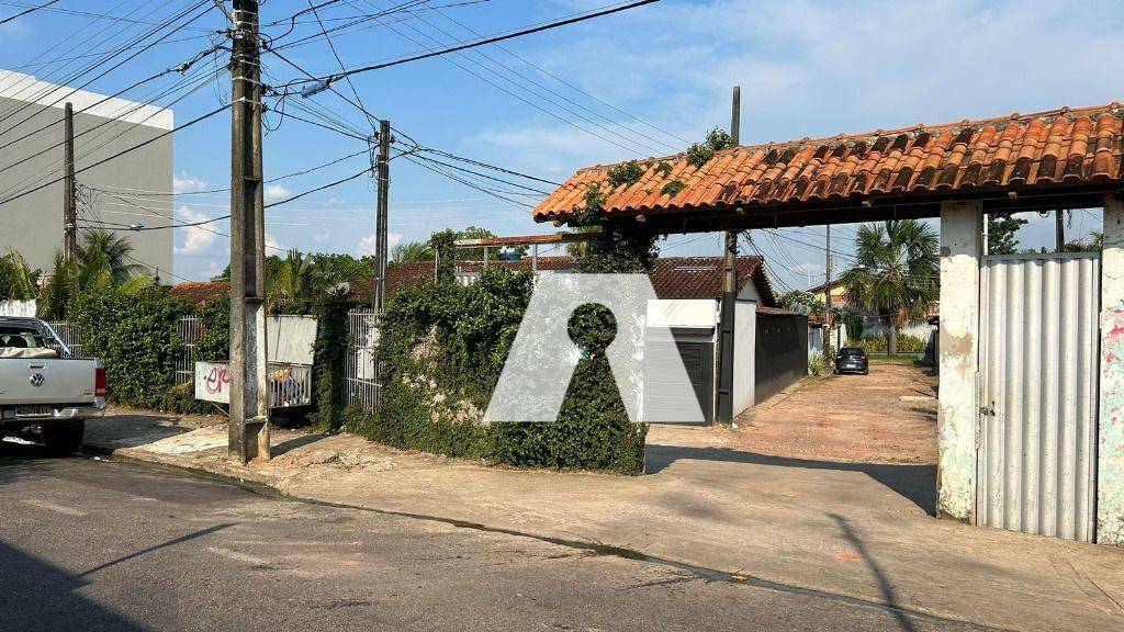 Casa de Condomínio para alugar com 3 quartos, 150m² - Foto 1