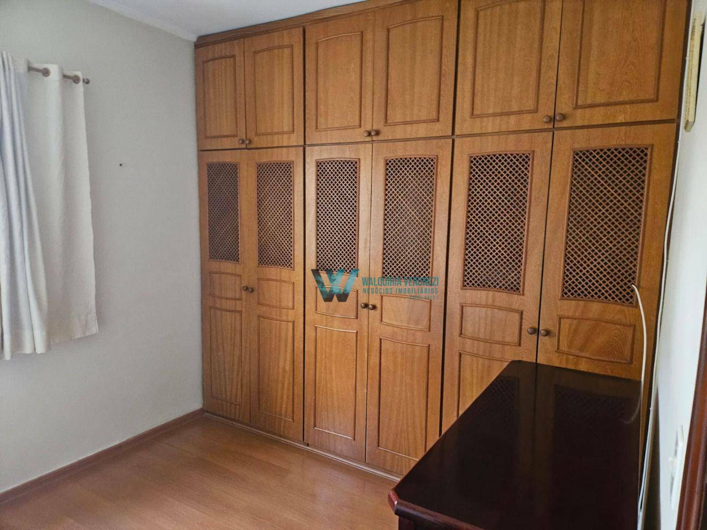 Casa à venda com 3 quartos, 248m² - Foto 15