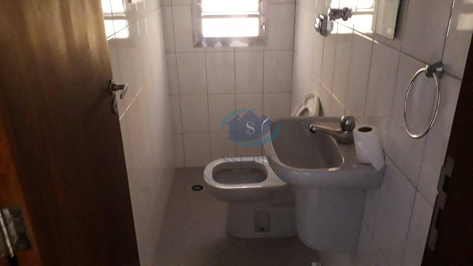 Sobrado à venda com 3 quartos, 240m² - Foto 19