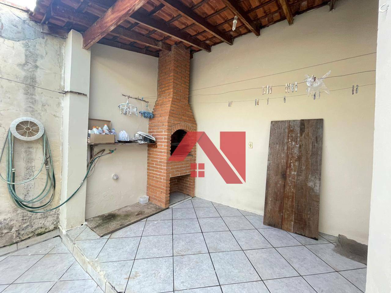 Casa à venda com 4 quartos, 200m² - Foto 18