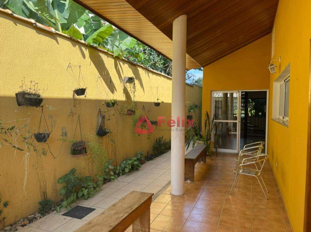 Sobrado à venda com 3 quartos, 360m² - Foto 3