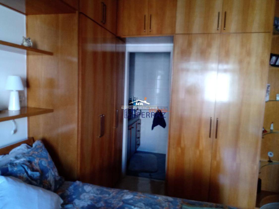 Apartamento à venda com 4 quartos, 180m² - Foto 16