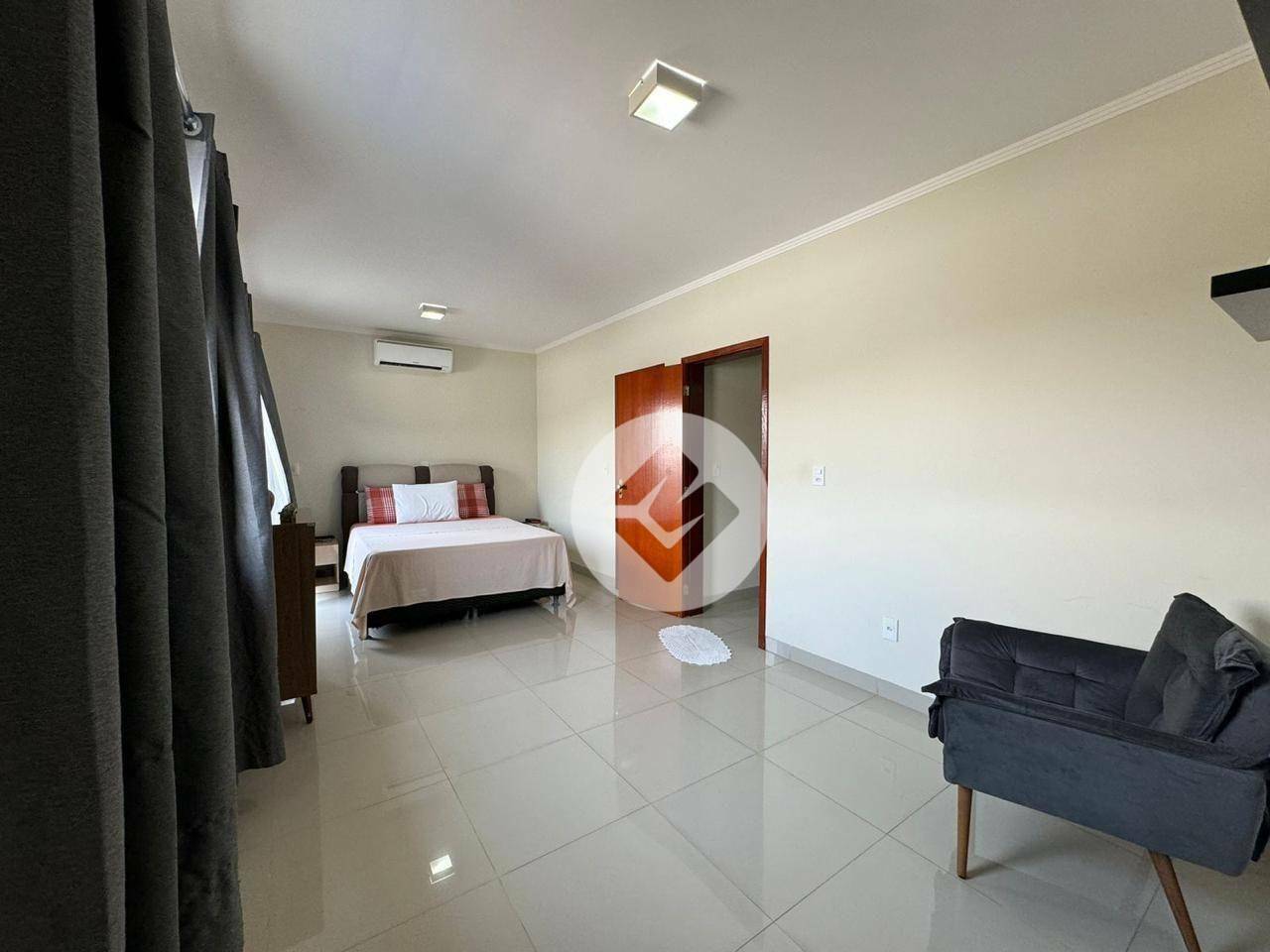 Casa à venda e aluguel com 3 quartos, 390m² - Foto 7