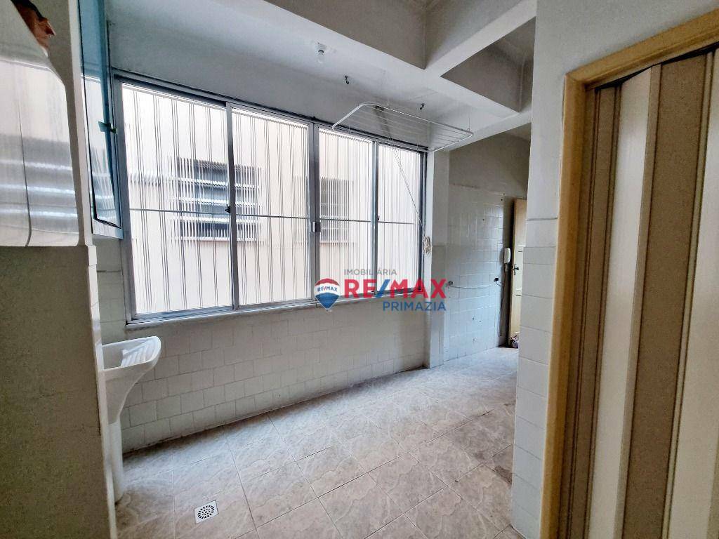 Apartamento à venda com 2 quartos, 71m² - Foto 17