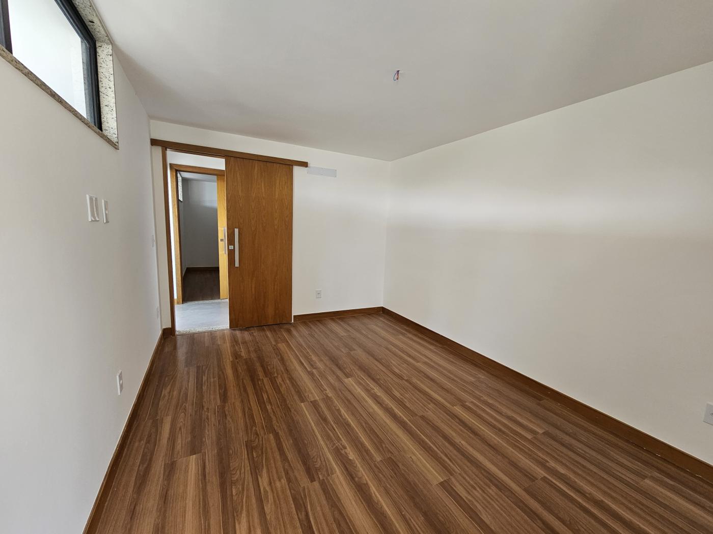 Casa à venda com 5 quartos, 262m² - Foto 20