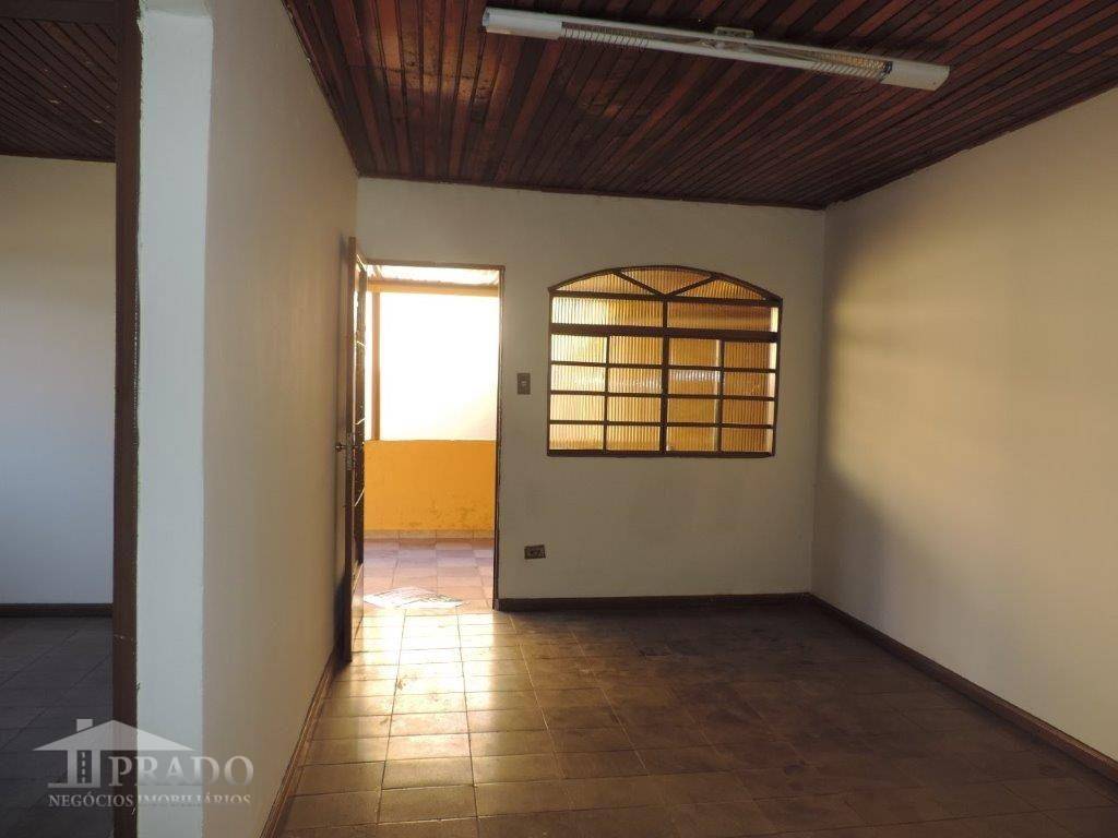 Casa à venda com 3 quartos, 200m² - Foto 13