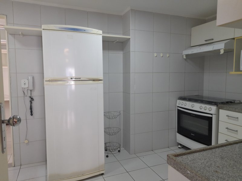 Apartamento à venda com 3 quartos, 105m² - Foto 24