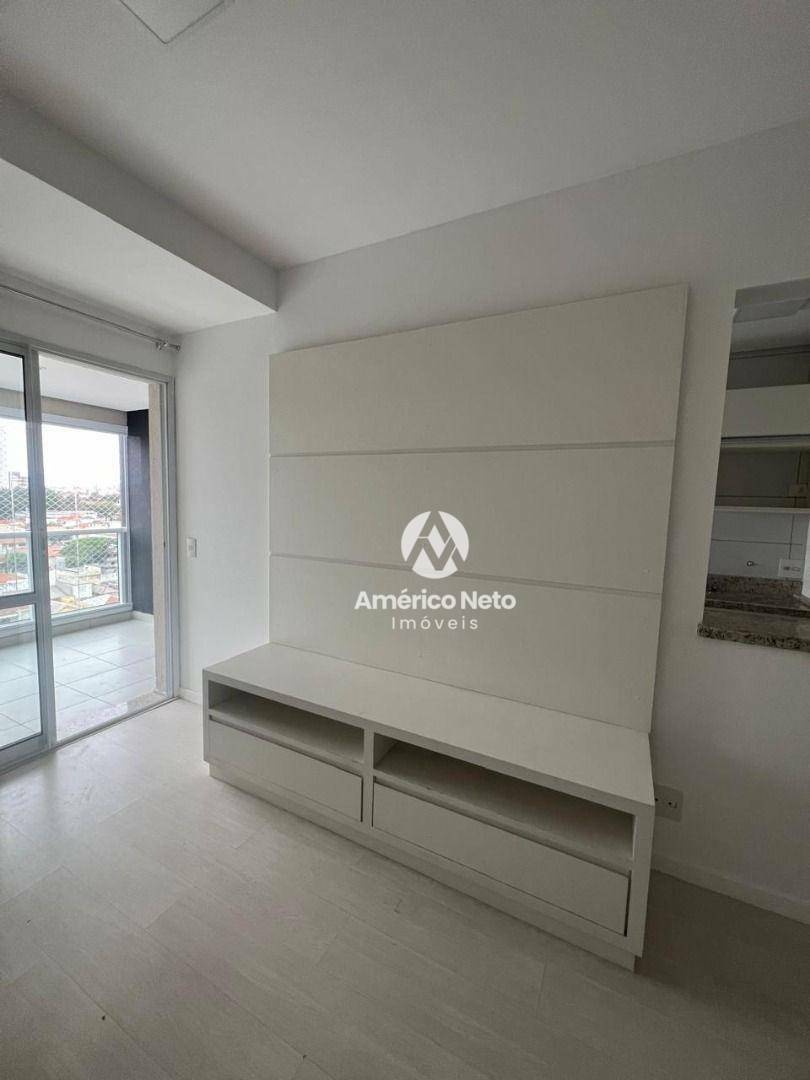 Apartamento para alugar com 2 quartos, 74m² - Foto 27