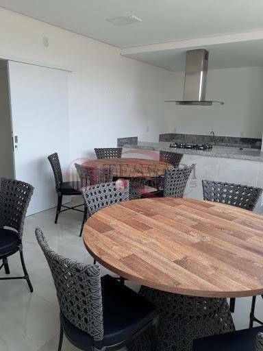 Apartamento à venda com 3 quartos, 100m² - Foto 3