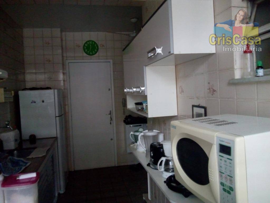 Apartamento à venda com 2 quartos, 75m² - Foto 14